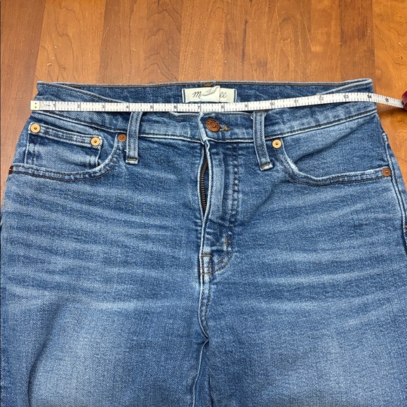 Madewell Women's Mid-Rise Classic straight Blue Jeans - Picture 9 of 11